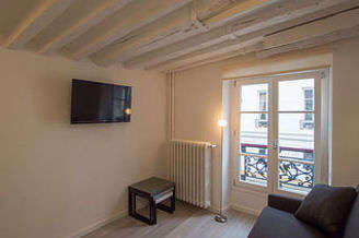 Paris Le Marais Rue Des Fontaines Du Temple Monthly