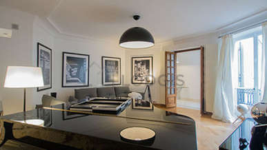 ᐅ Paris Champs Elysees 2 Bedroom Apartment Rentals Two