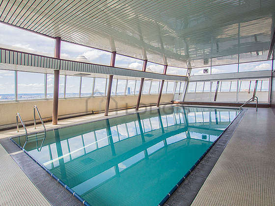 Location Studio Avec Piscine Terrasse Et Ascenseur Paris 13